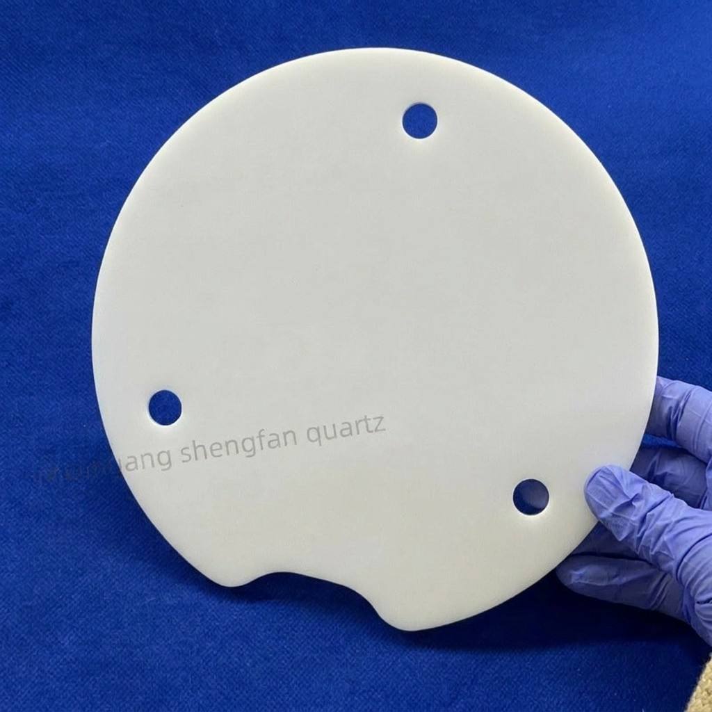 최신 회사 사례 Opaque Quartz Perforated Sheets: High-Reflectivity Thermal Radiation Shielding Materials for Semiconductor-Mia